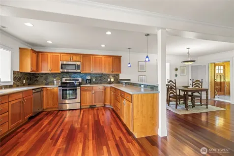 28525 143rd Avenue SW Vashon WA 98070