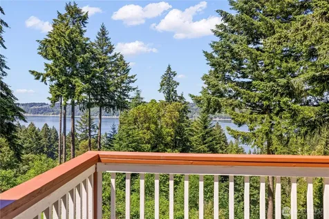28525 143rd Avenue SW Vashon WA 98070