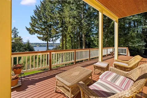 28525 143rd Avenue SW Vashon WA 98070