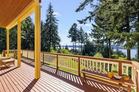 28525 143rd Avenue SW Vashon WA 98070