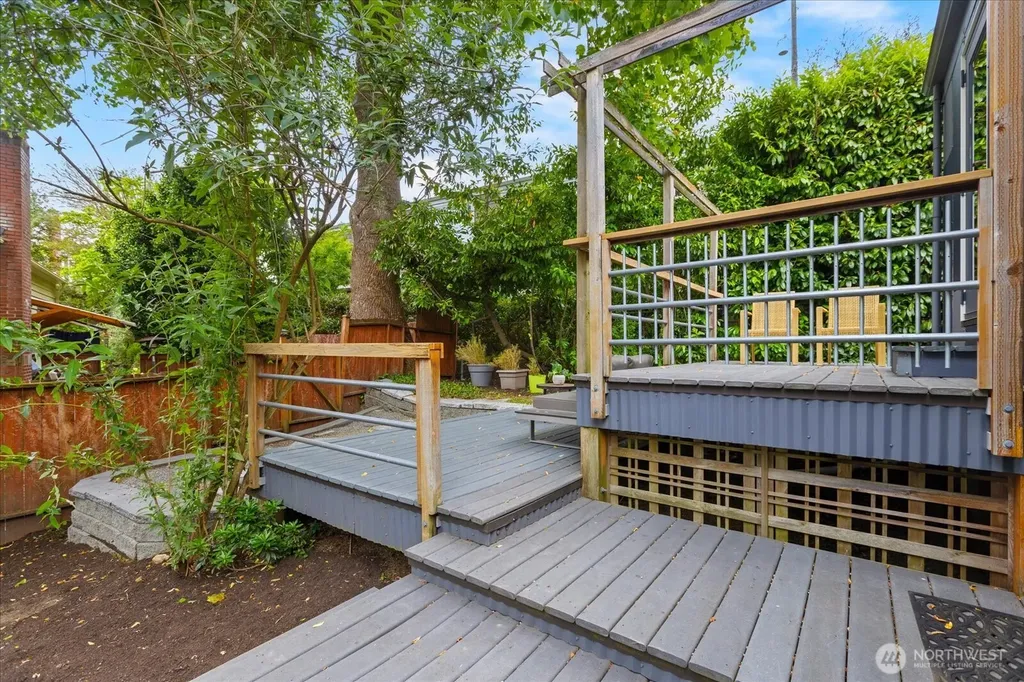 2804 Prosch Avenue W Seattle WA 98119