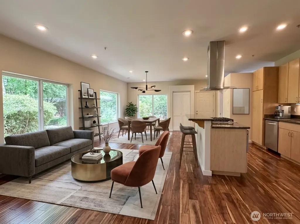 10021 7th Avenue NW Seattle WA 98177