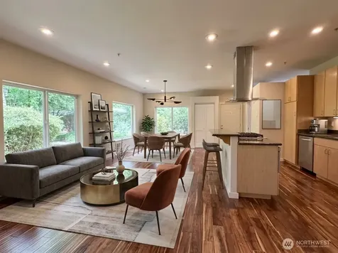10021 7th Avenue NW Seattle WA 98177