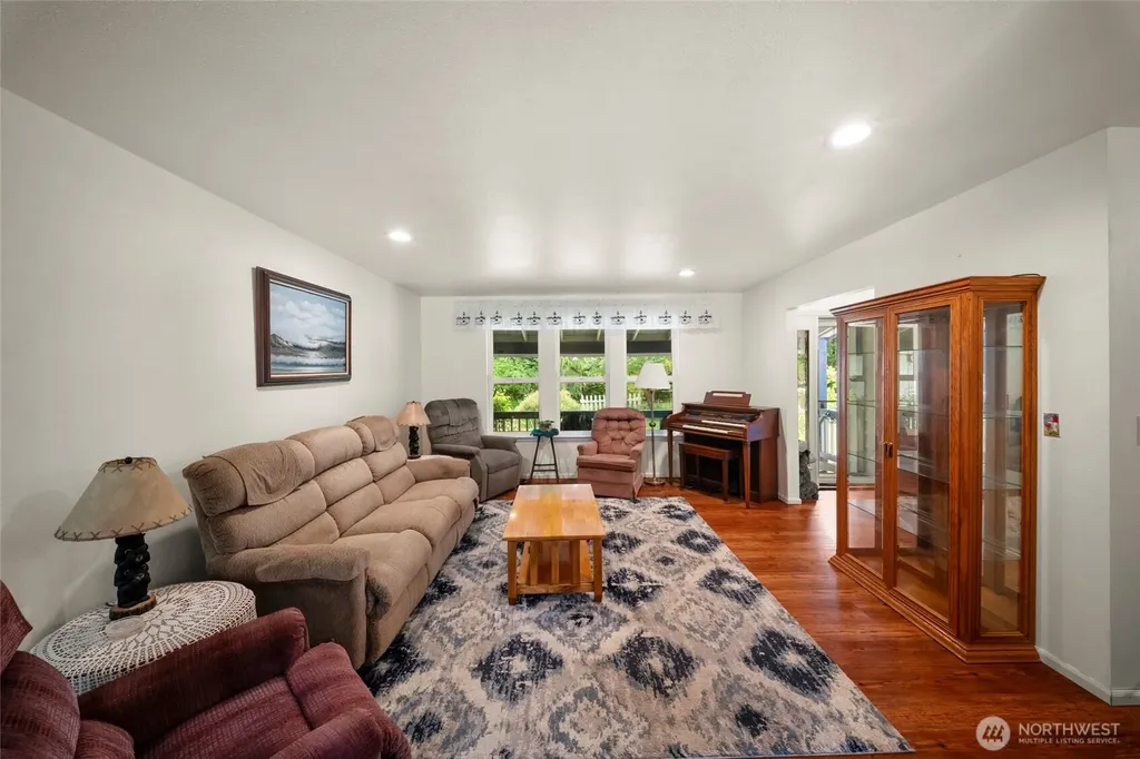 866 SE Somers Drive Shelton WA 98584