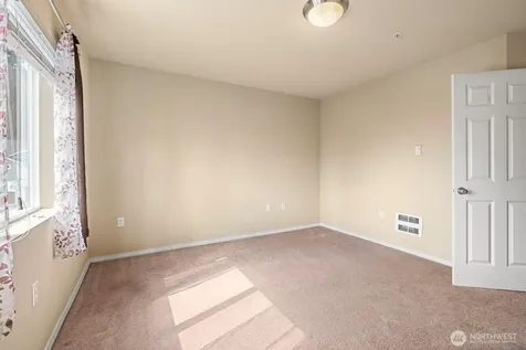 5305 Military Rd E Tacoma WA 98446