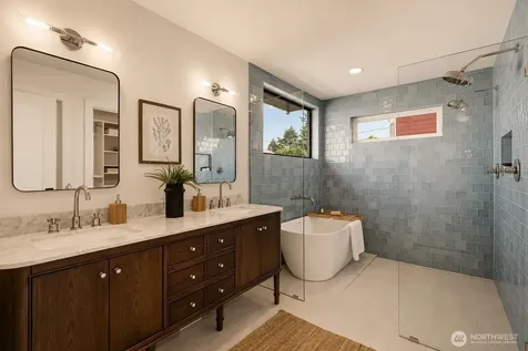 909 32nd Avenue S Seattle WA 98144