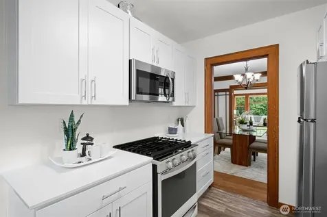 1417 Martin Luther King Jr Way Seattle WA 98122