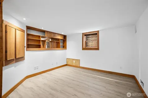 1417 Martin Luther King Jr Way Seattle WA 98122