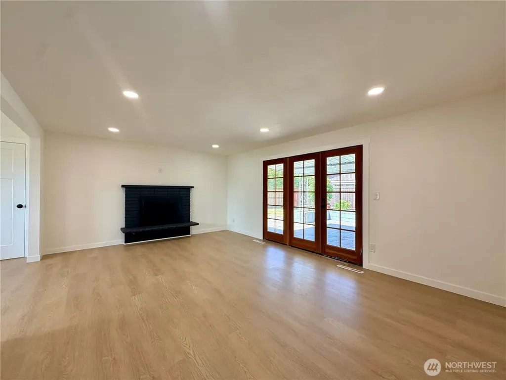 4627 S 73rd Street Tacoma WA 98409
