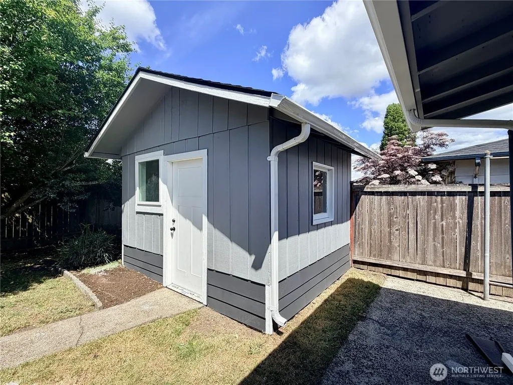 4627 S 73rd Street Tacoma WA 98409