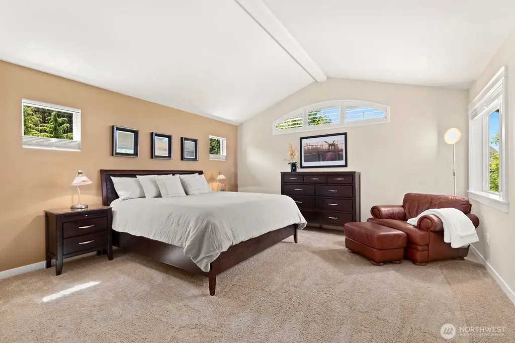 10643 238th Place NE Redmond WA 98053