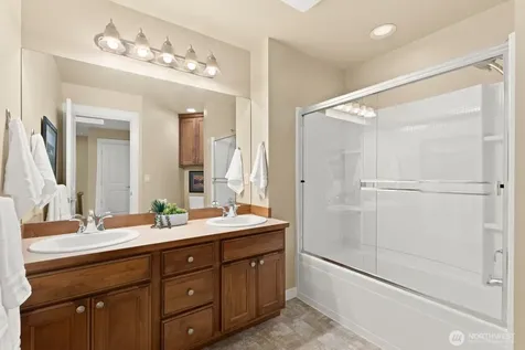 10643 238th Place NE Redmond WA 98053