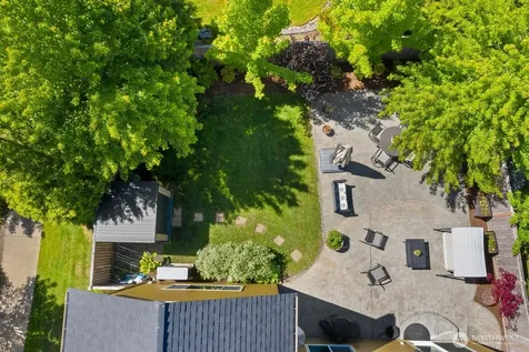 10643 238th Place NE Redmond WA 98053
