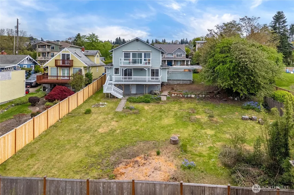 5006 Hyada Boulevard NE Tacoma WA 98422