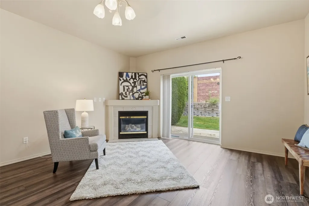 9821 Mia Lane Pasco WA 99301