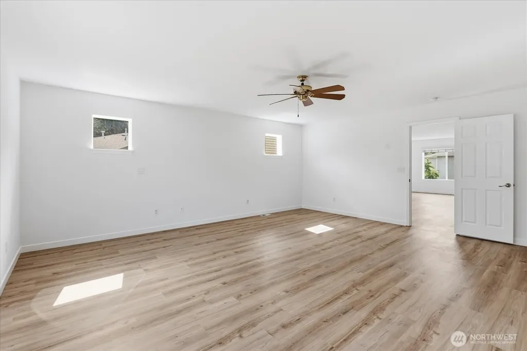 3808 S 335th Place Federal Way WA 98001