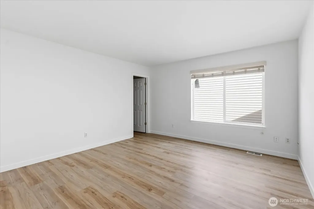3808 S 335th Place Federal Way WA 98001