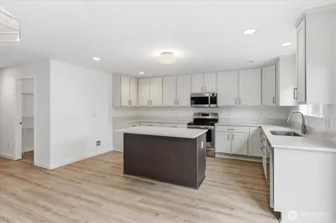 3808 S 335th Place Federal Way WA 98001