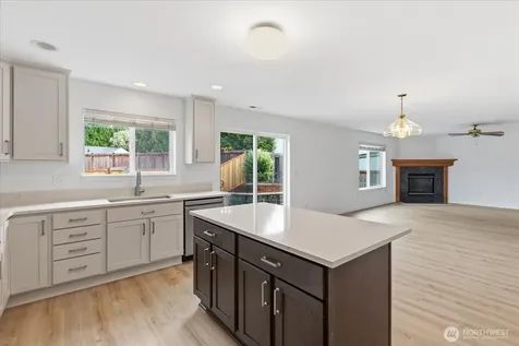 3808 S 335th Place Federal Way WA 98001
