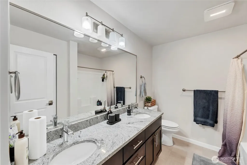 22328 88th Way S Kent WA 98031