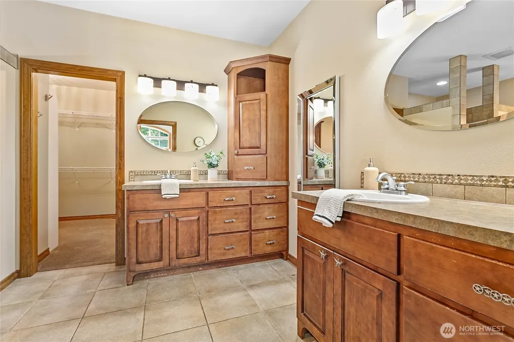 8751 Weidkamp Road Lynden WA 98264