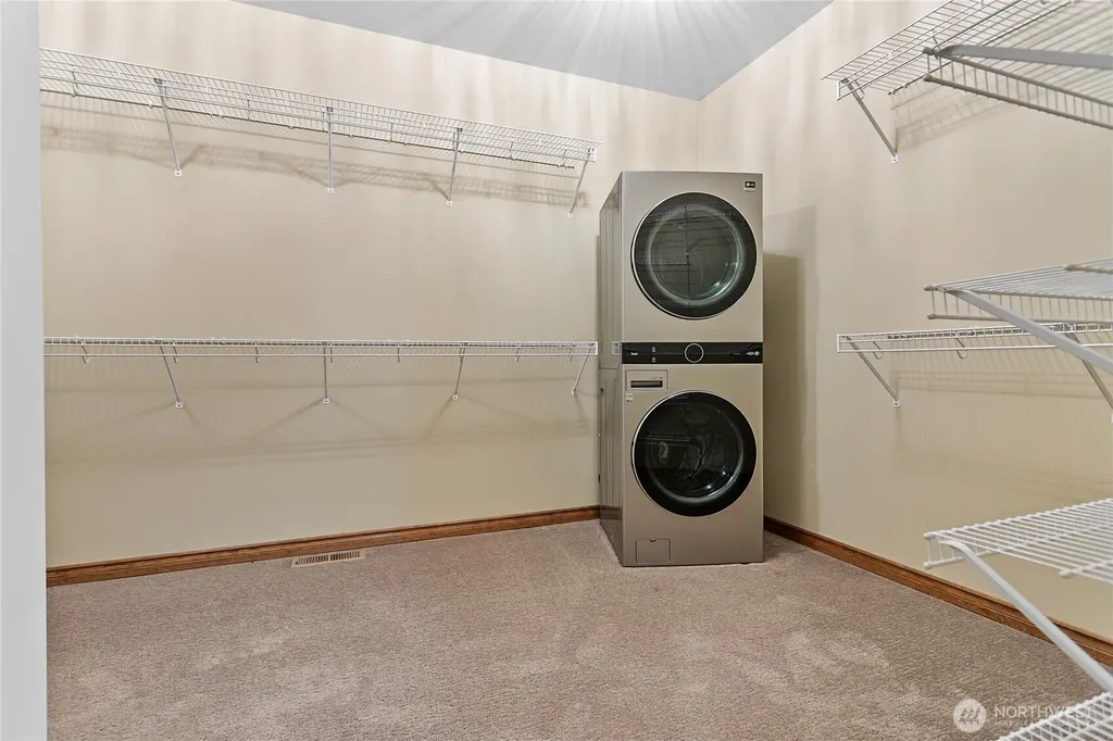 8751 Weidkamp Road Lynden WA 98264