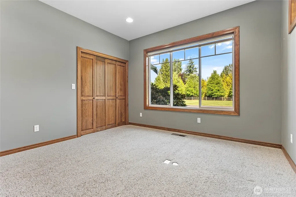 8751 Weidkamp Road Lynden WA 98264