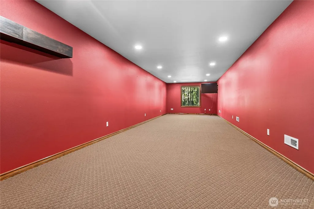 8751 Weidkamp Road Lynden WA 98264