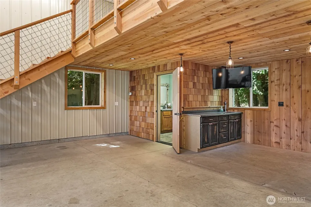 8751 Weidkamp Road Lynden WA 98264