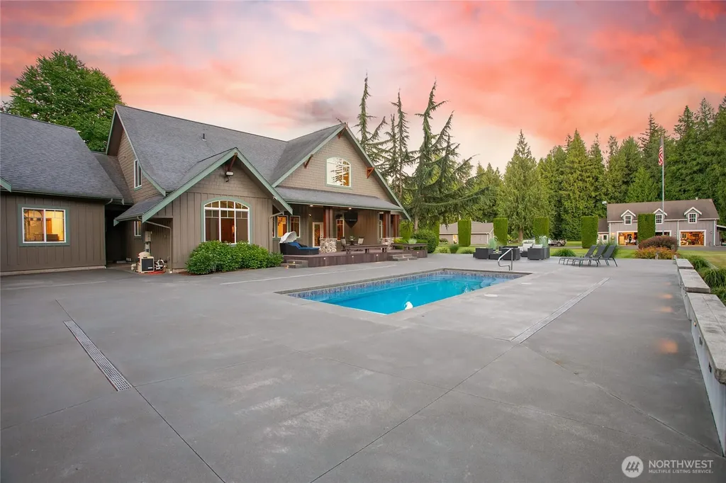 8751 Weidkamp Road Lynden WA 98264