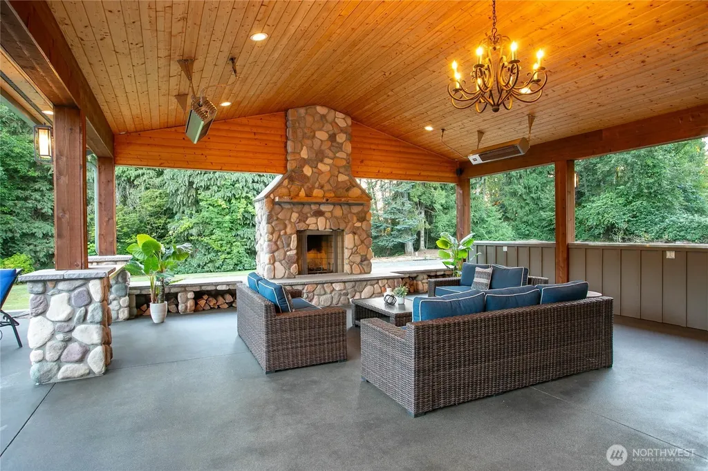 8751 Weidkamp Road Lynden WA 98264