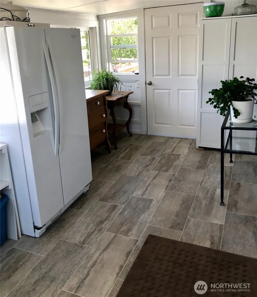 5545 Hillvue Road Blaine WA 98230