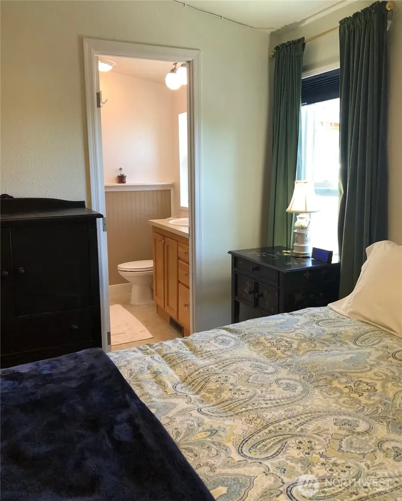 5545 Hillvue Road Blaine WA 98230