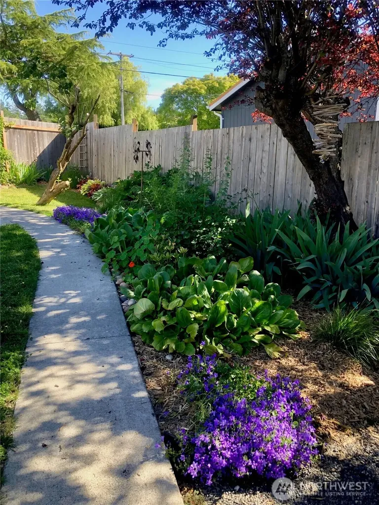5545 Hillvue Road Blaine WA 98230