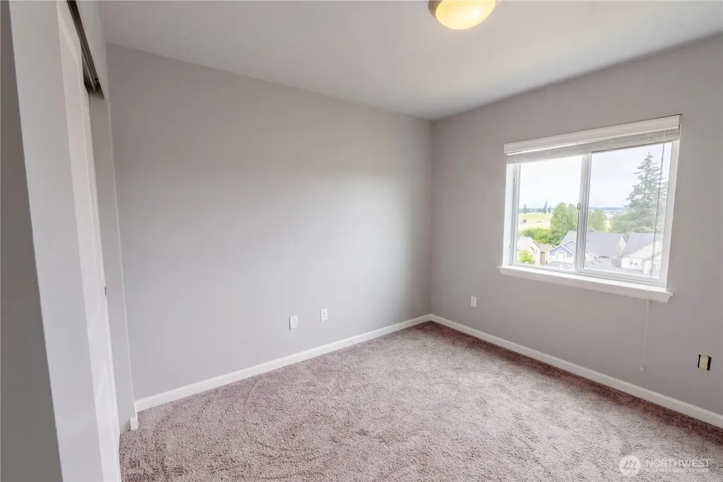 20133 19th Ave E Spanaway WA 98387