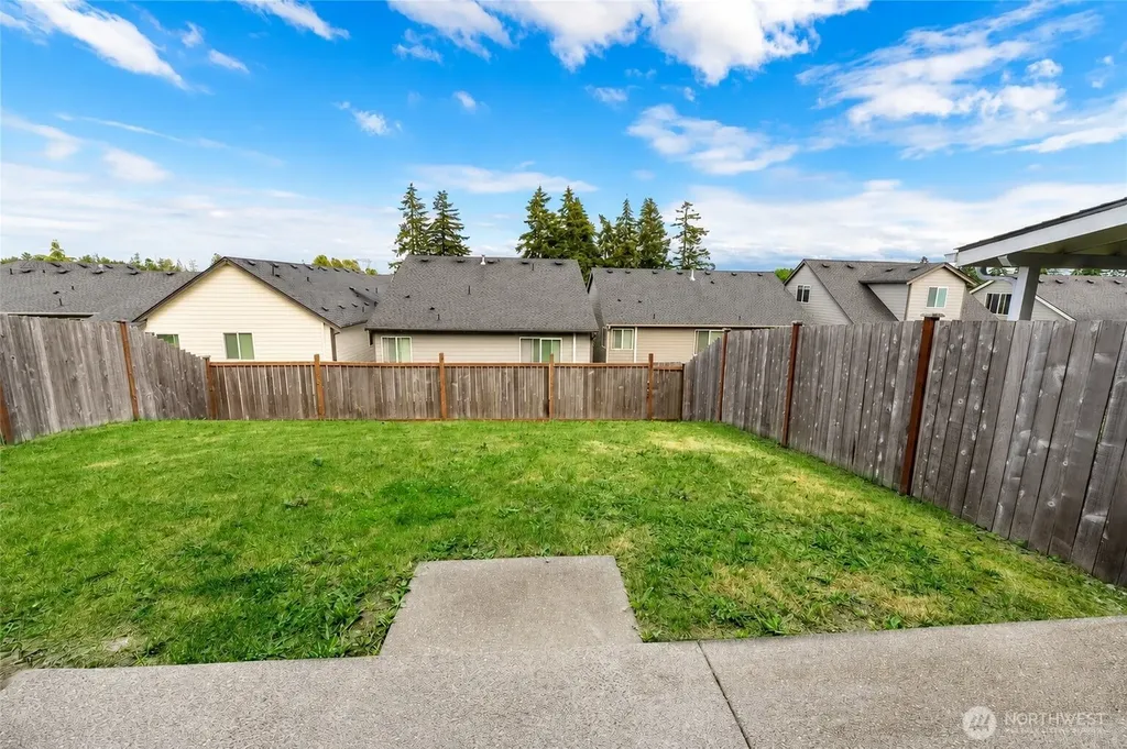 20133 19th Ave E Spanaway WA 98387