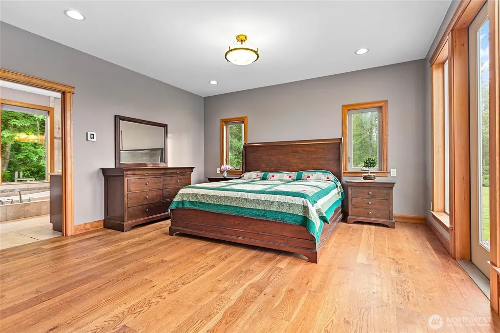 2692 H Street Road Blaine WA 98230