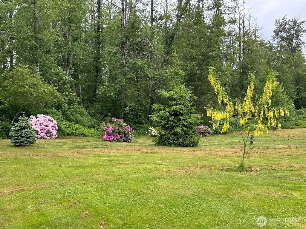 2692 H Street Road Blaine WA 98230