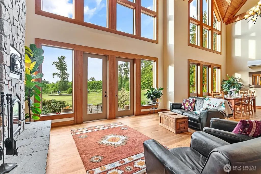 2692 H Street Road Blaine WA 98230