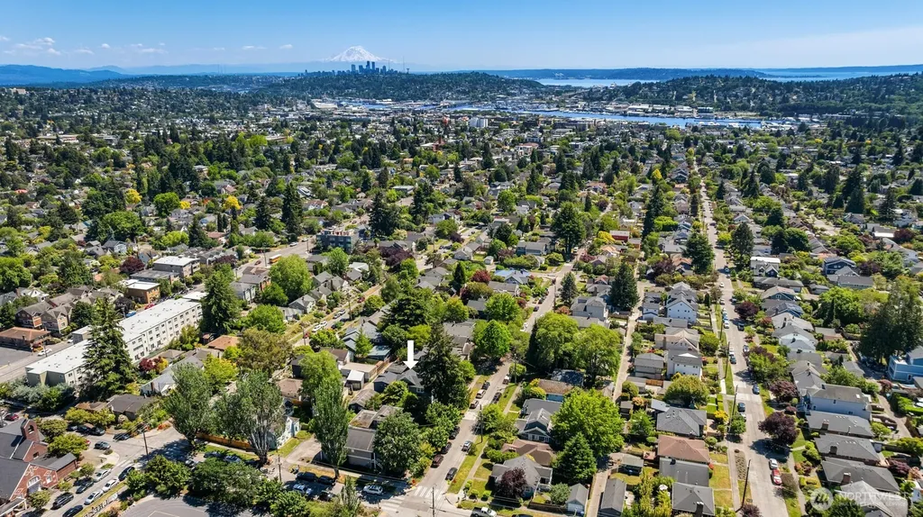 7546 26th Avenue NW Seattle WA 98117