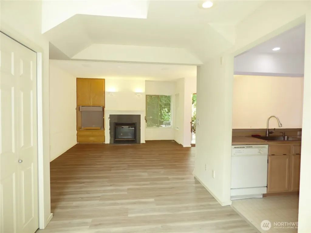 15878 NE 93rd Way Redmond WA 98052