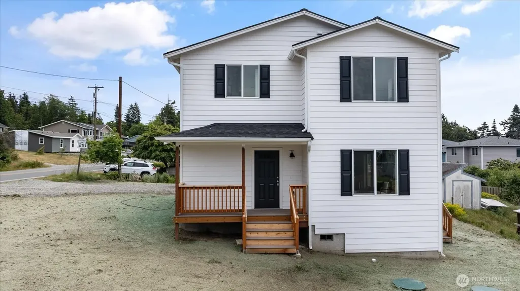 1240 Admirals Drive Coupeville WA 98239
