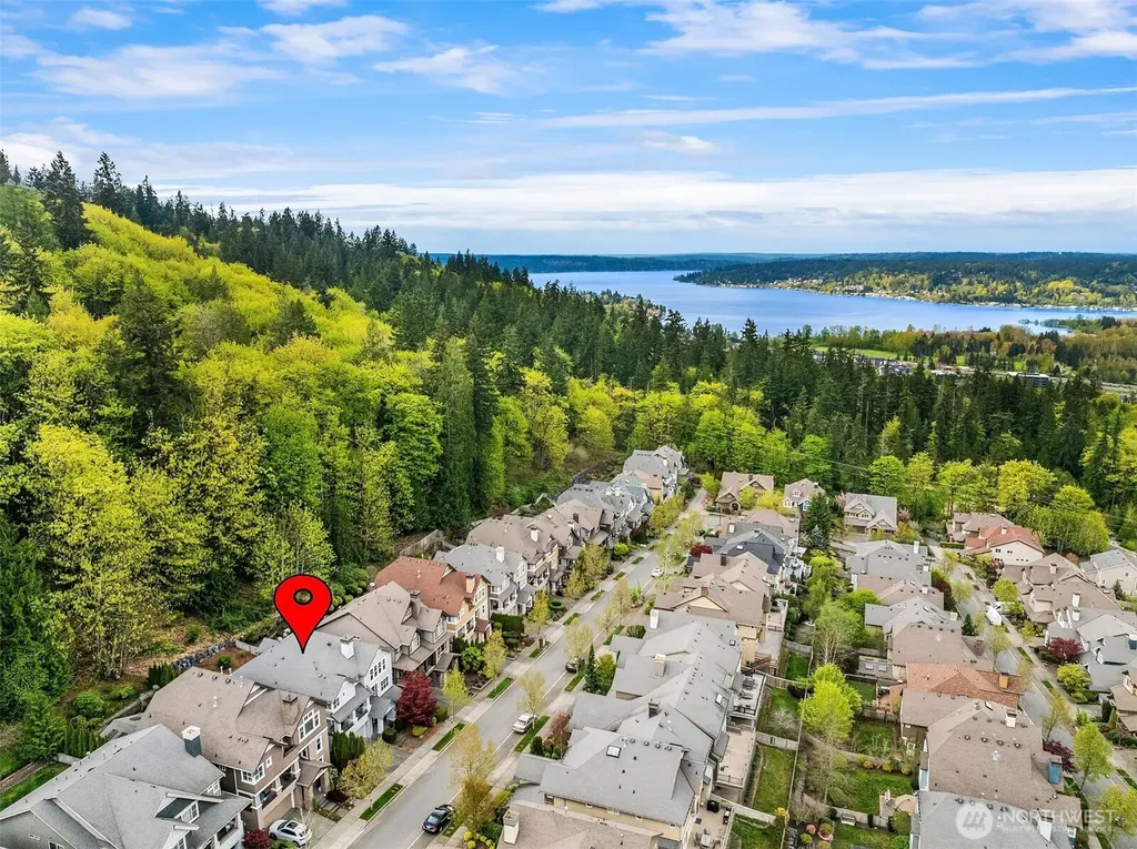 773 Summerhill Ridge Drive NW Issaquah WA 98027