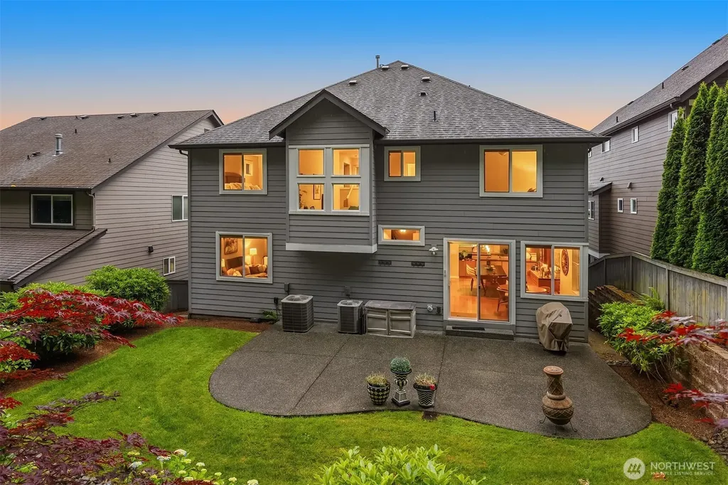 773 Summerhill Ridge Drive NW Issaquah WA 98027