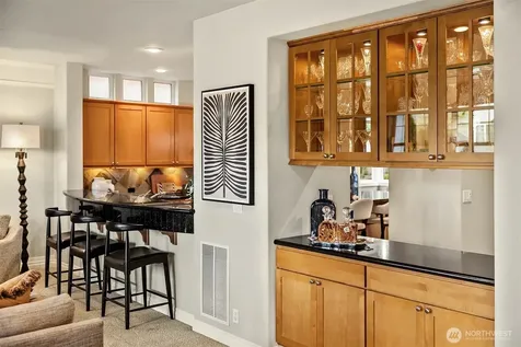 773 Summerhill Ridge Drive NW Issaquah WA 98027