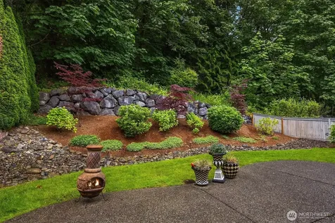 773 Summerhill Ridge Drive NW Issaquah WA 98027