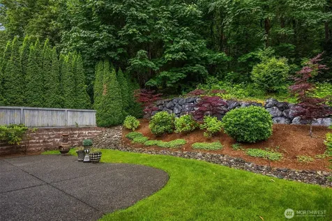 773 Summerhill Ridge Drive NW Issaquah WA 98027