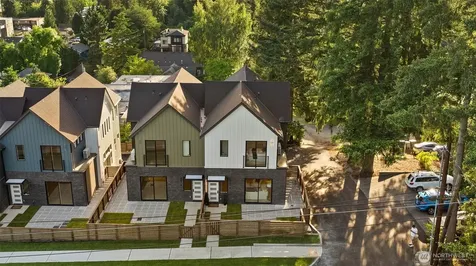 18607 104th Avenue NE Bothell WA 98011