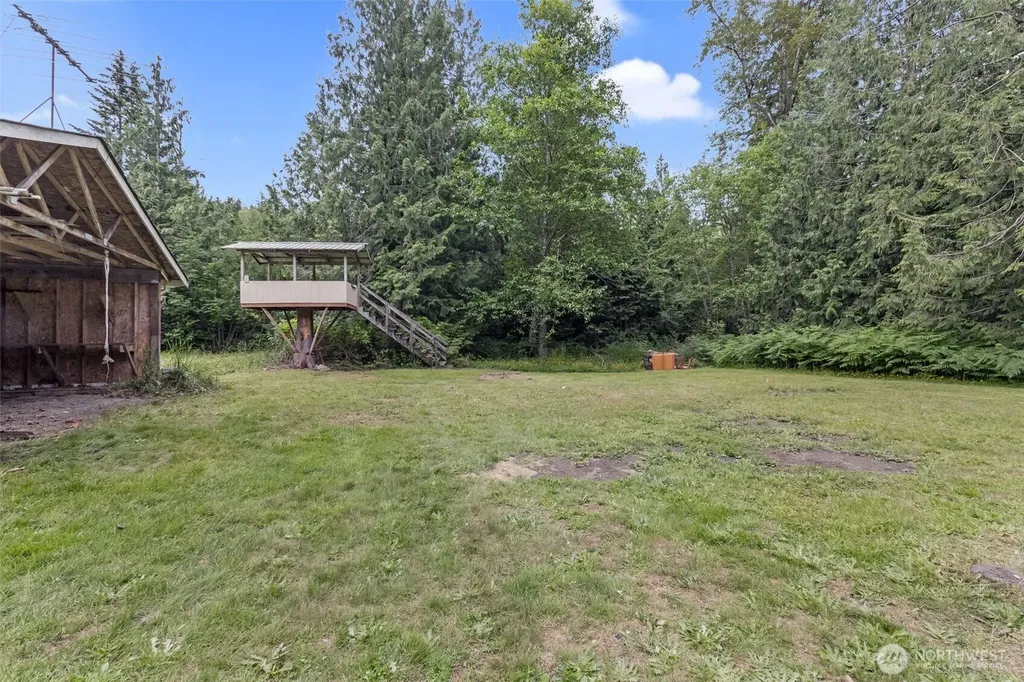 39322 310th Avenue SE Enumclaw WA 98022