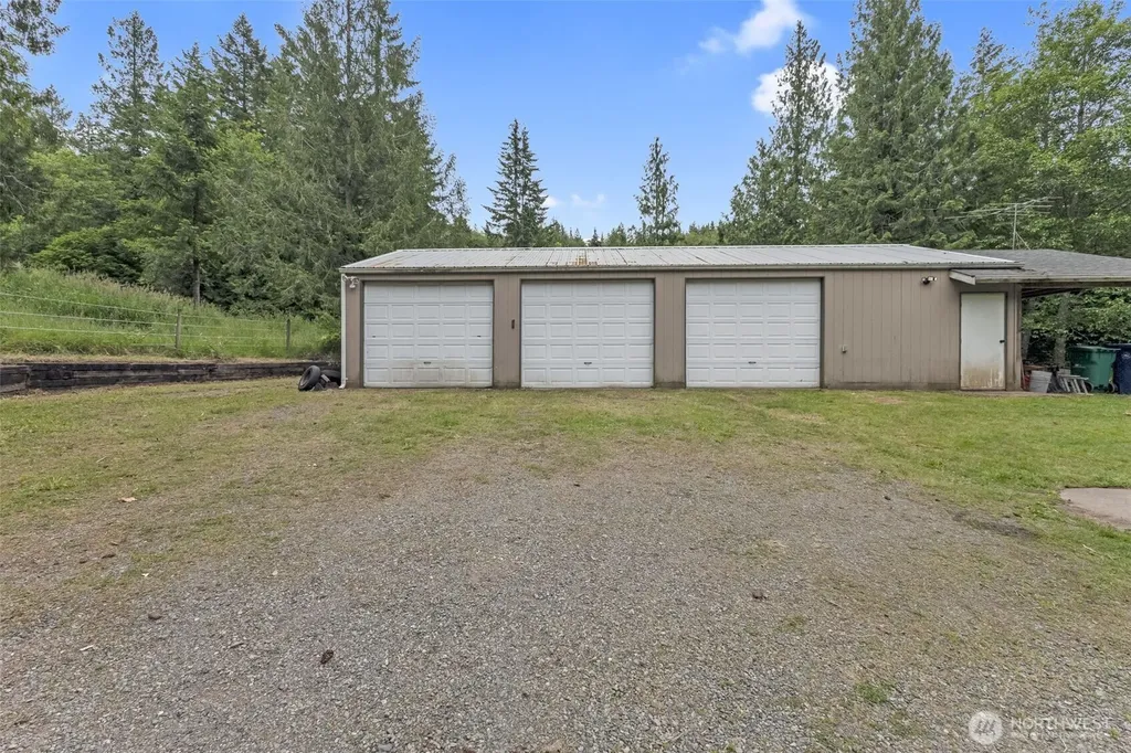 39322 310th Avenue SE Enumclaw WA 98022